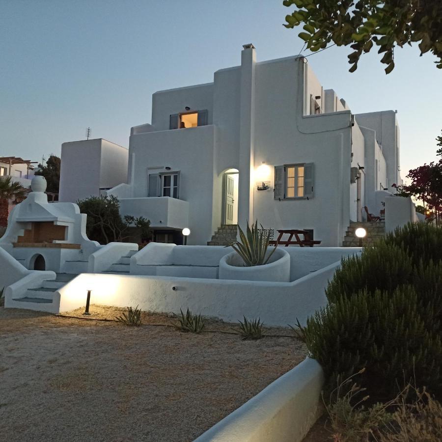 Isalos Paros Náoussa Extérieur photo
