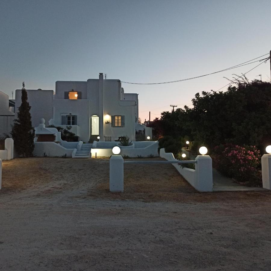 Isalos Paros Náoussa Extérieur photo