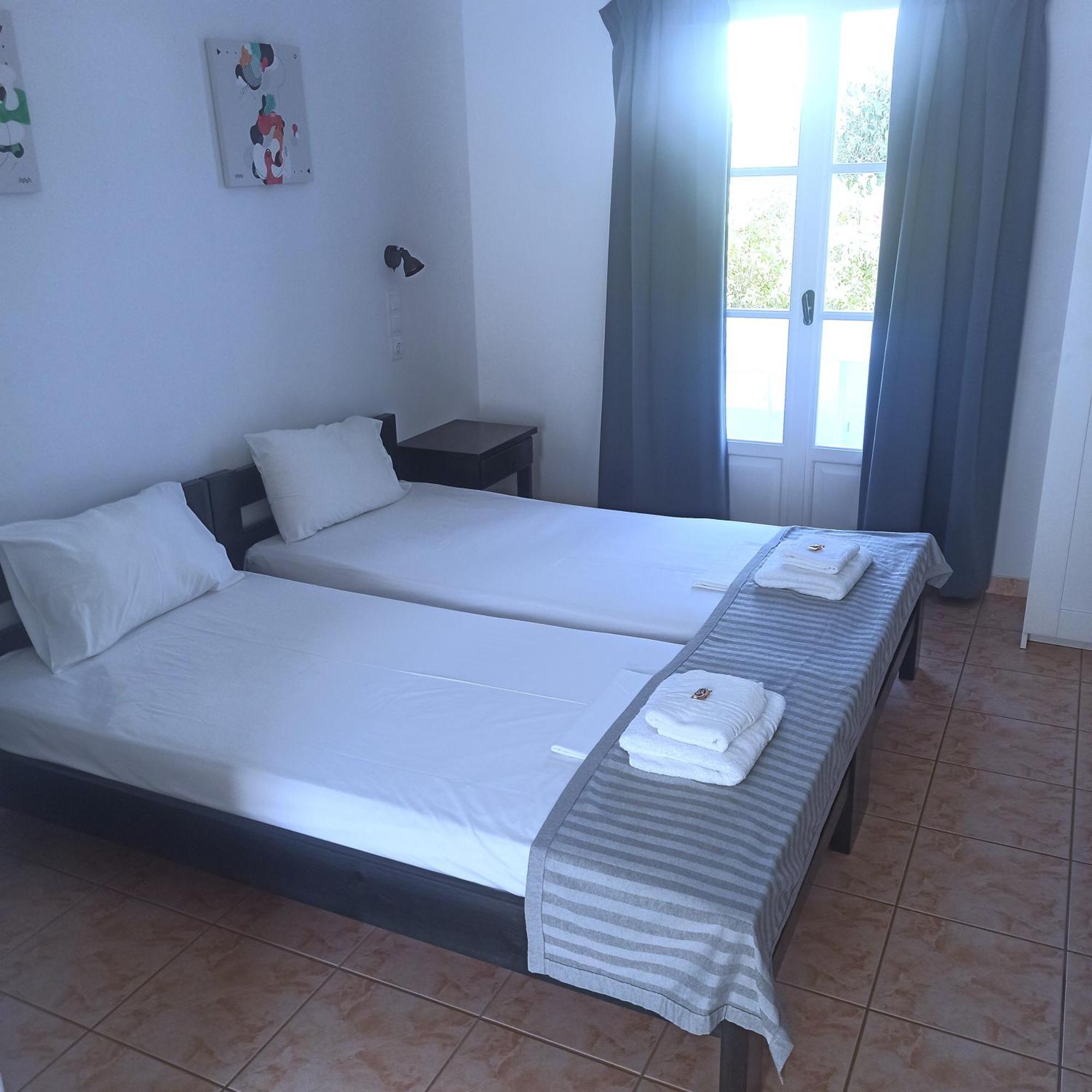 Isalos Paros Náoussa Extérieur photo